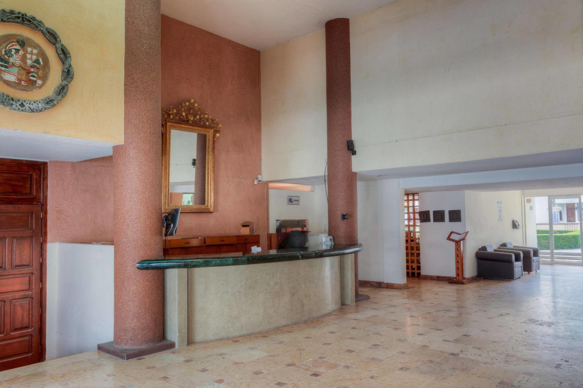 Hotel Posada Senorial Чолула Экстерьер фото